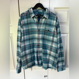 Patagonia Men’s Button Down Shirt